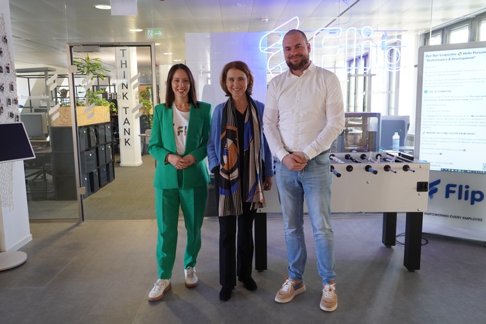 Besuch von Wissenschaftsministerin Petra Olschowski bei Tech-Unternehmen Flip zur Stärkung der Förderung von Wachstumsunternehmen